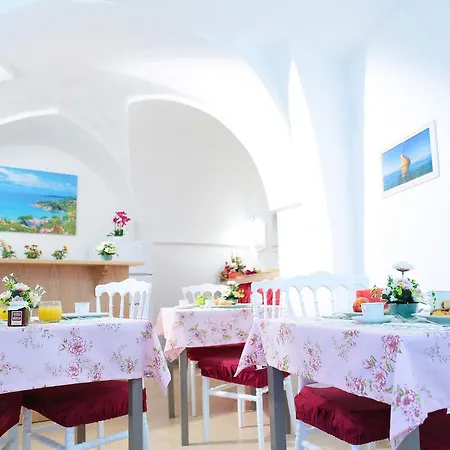 Salvius Bed & Breakfast 4*